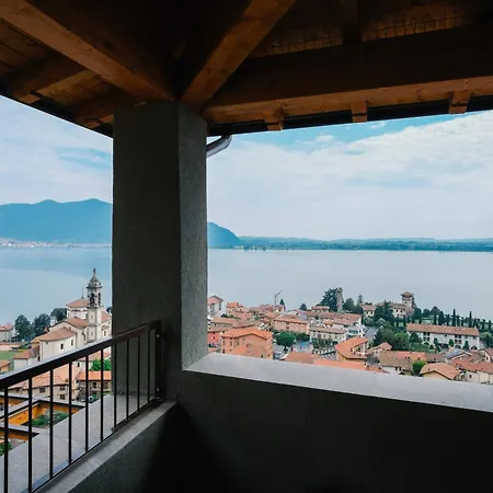 Lägenhet Terrazza Sulle Mura Luna Predore