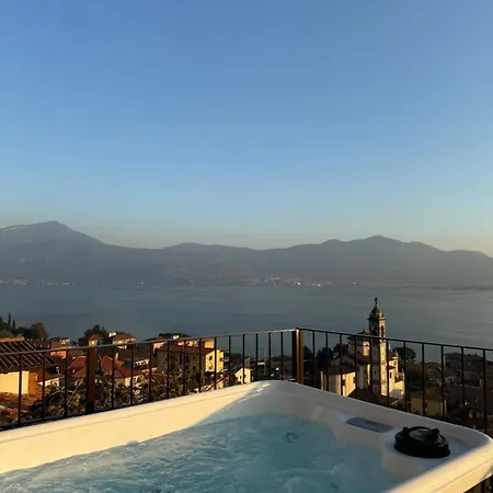 Terrazza Sulle Mura Luna Apartment Predore